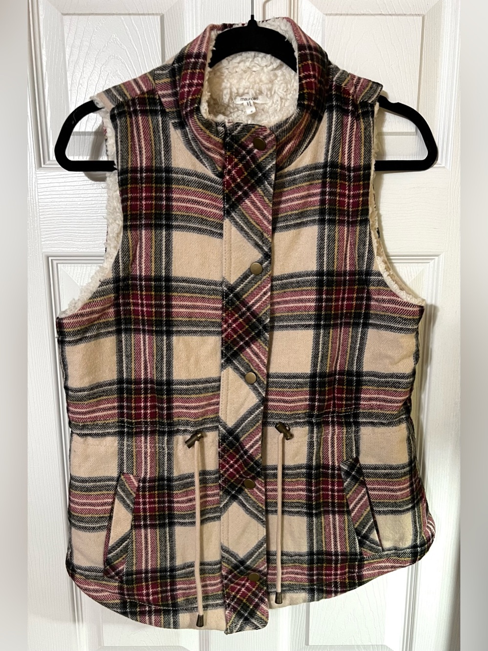 Maurices Vest Sherpa Lined Vest Plaid Lightweight Cream/Red Women’s S